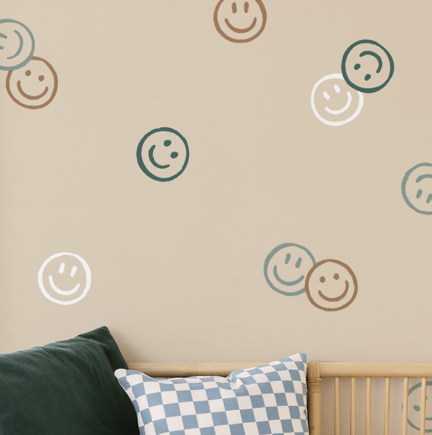 Smiley Konfetti Tapete fürs Kinderzimmer